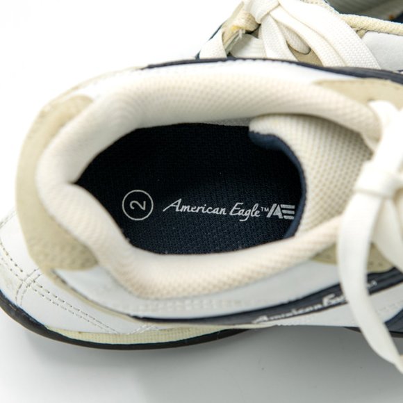 ✨✨3/$25 Girl's Oxford Style Runners Size2 - Picture 10 of 11